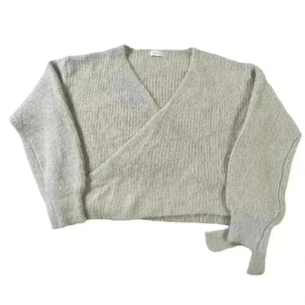 Pink Lily Women’s Predictable Fuzzy Wrap Crop Sweater – Size Large